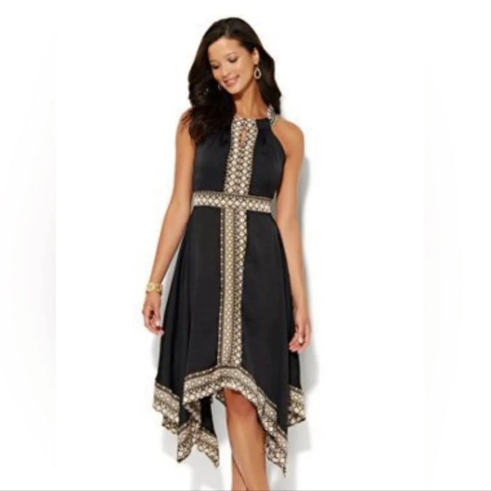 New York & Company Halter dress New with tags, size Large.